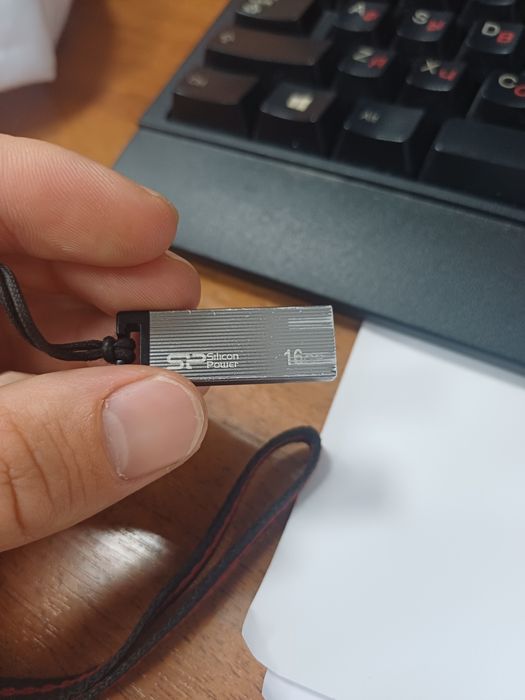 Флешка 16гб USB2.0