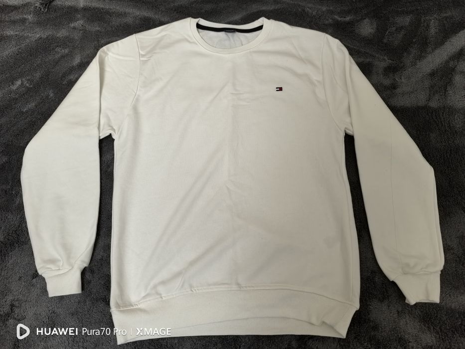 Свитер мужской белый Tommy Hilfiger!