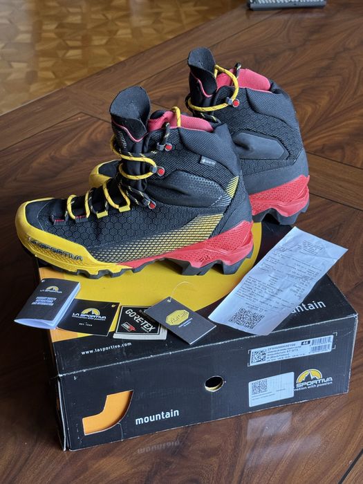 Ботинки La Sportiva Aequilibrium ST GTX