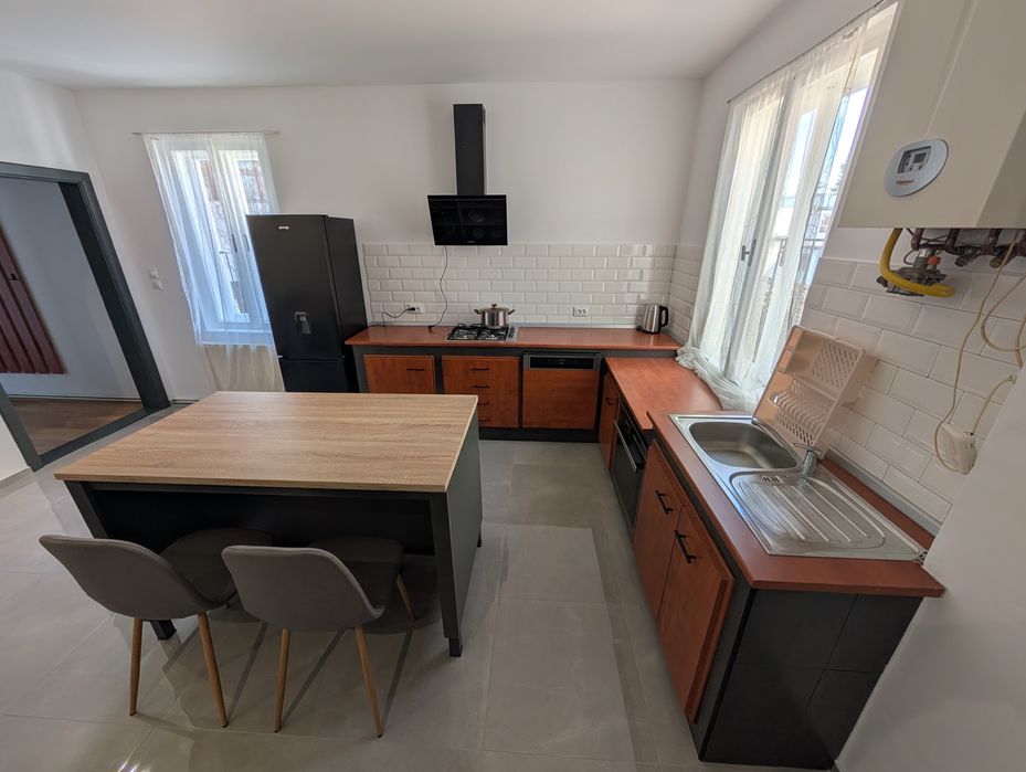 Pet Friendly! Apartament de Închiriat