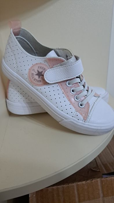 Детская обувь для девочек.