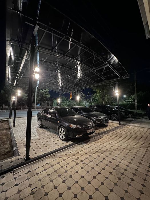 Лексан а также доставка и установка