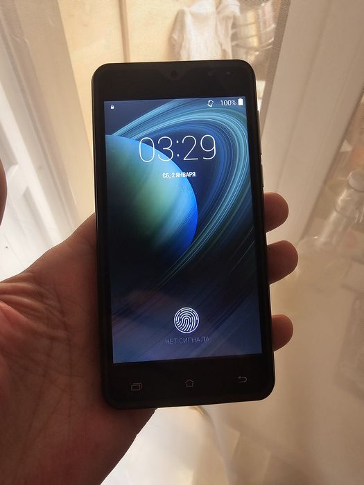 Продам телефон на Андройд