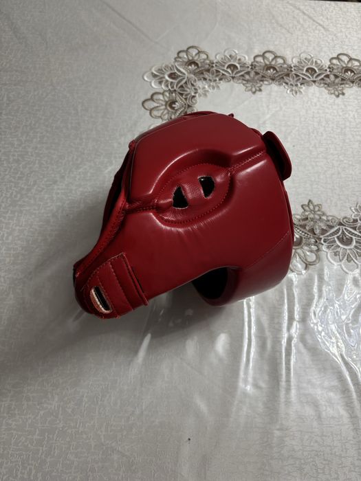 Шлем  adidas  IBA