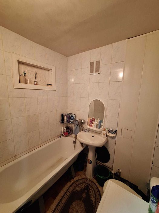 продам 2 комнатную квартиру