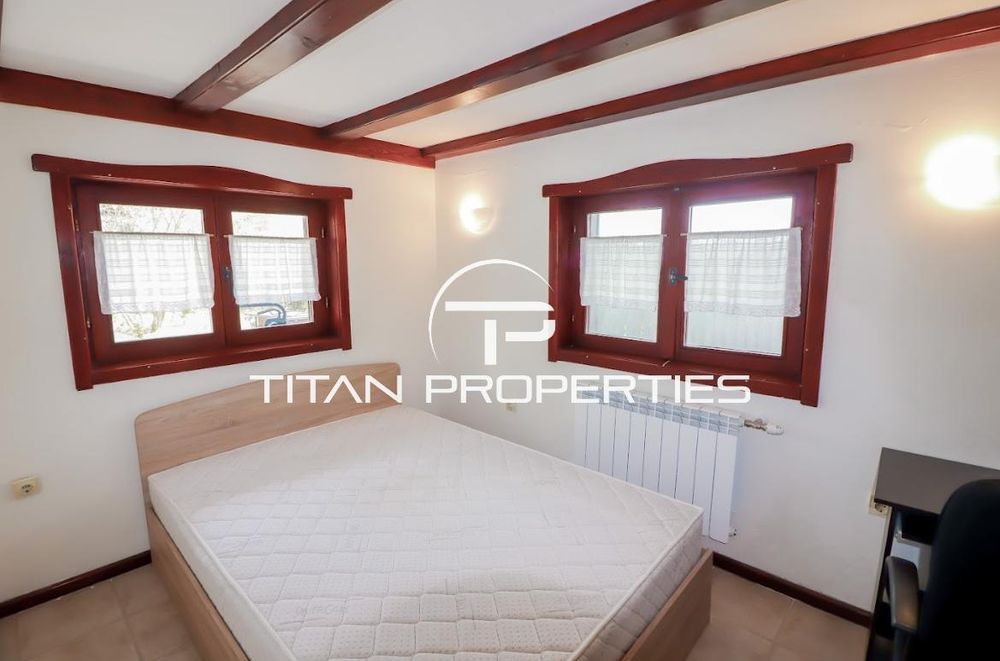 Дава се под наем Къща в с. Приселци, Област Варна - 550 кв.м за 450 € - Снимка #3