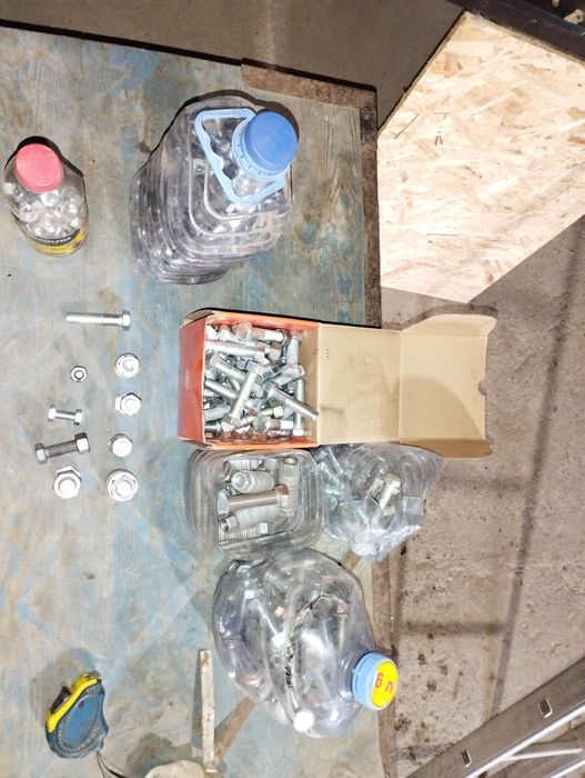 Продам болты гаики