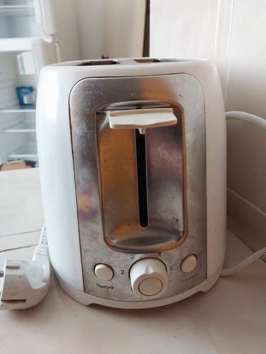 Продаётся тостер