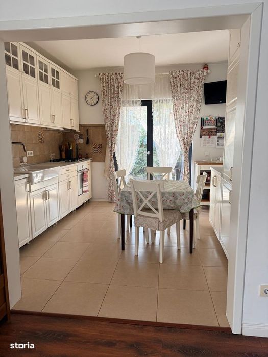 Casa ideala familie Tunari/jacuzzi, foisor BBQ, panouri solare