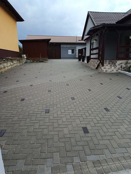 Firmă de montare PAVAJ