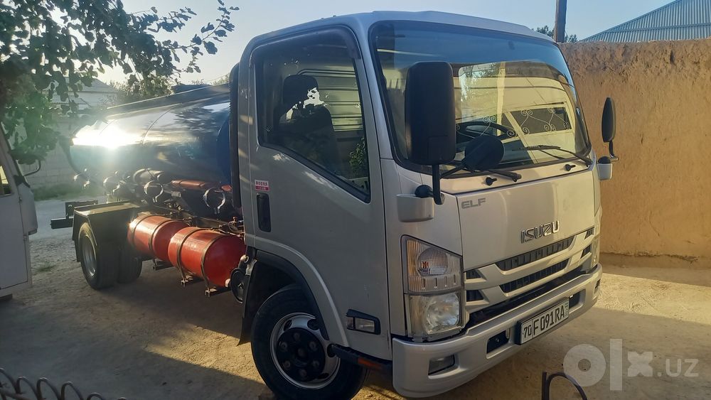 Isuzu vodovoz 2009