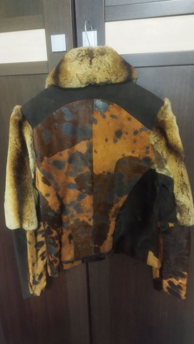 Продам женскую куртку