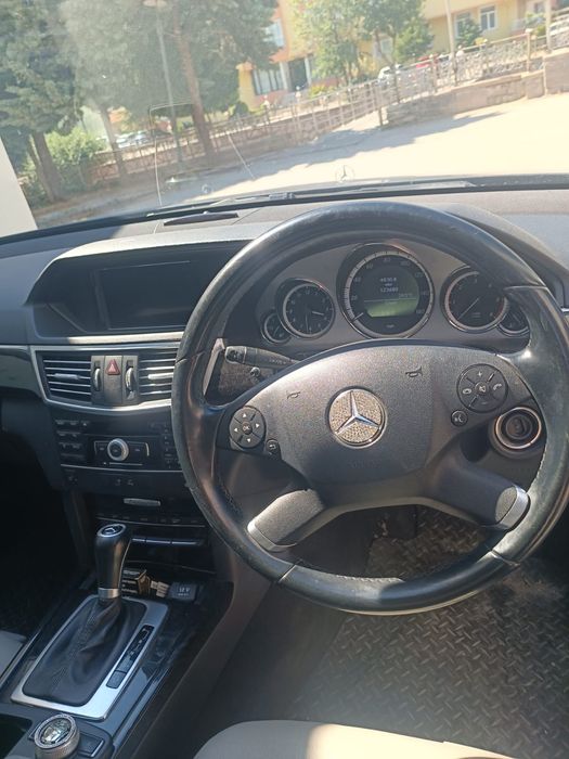 Mercedes E250 Volan Pe Dreapta