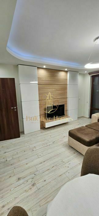 Дава се под наем Двустаен апартамент в Варна, Левски - 78 кв.м за 698.19 € - Снимка #2