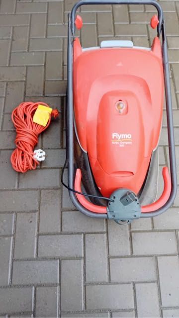 Masina electrica de tuns gazon Flymo