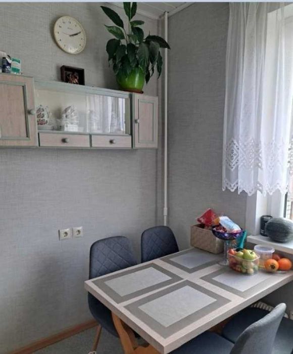 Дава се под наем Двустаен апартамент в Бургас, Изгрев - 57 кв.м за 306 € - Снимка #1