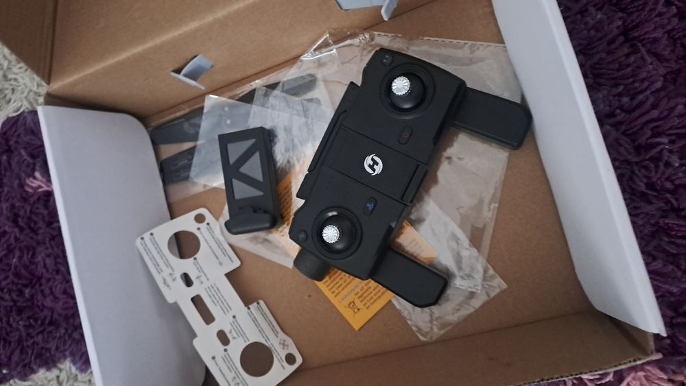 Drona Holy Stone HS110G