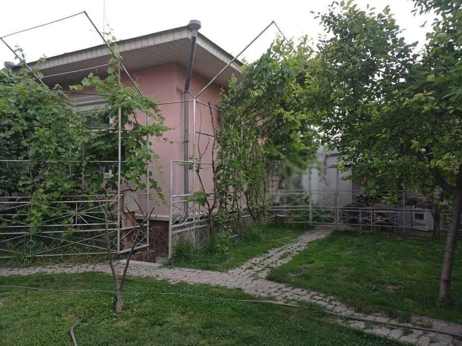 Продается участок 7 соток Саракулька_Басейн, баня и сауна