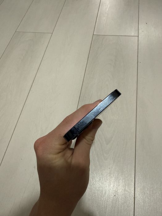 Продам iphone 12 pro 128