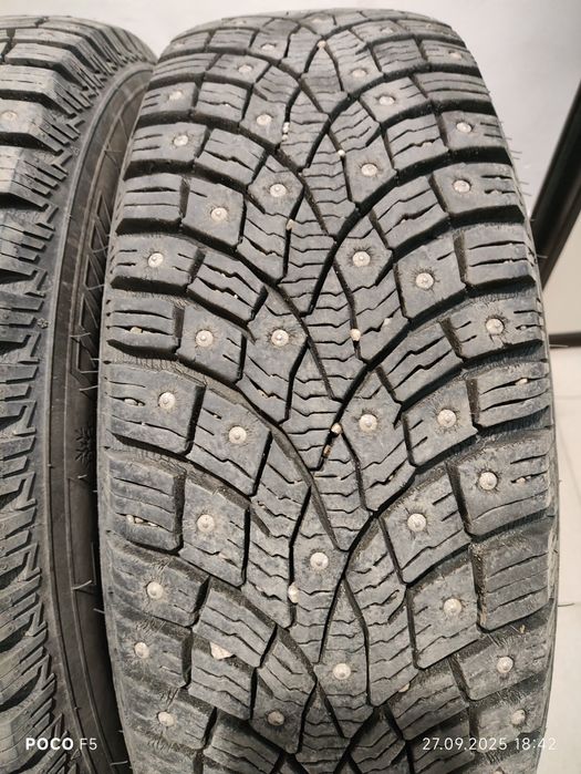 Продам зимние шины 195/65 r15 Triangle