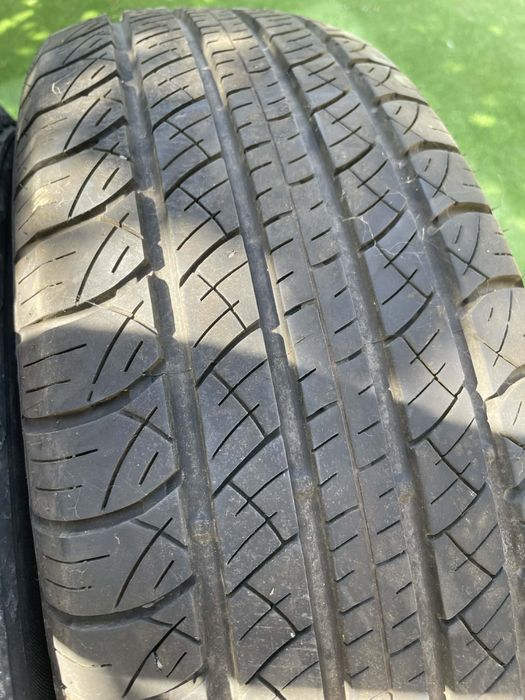 Гуми за СУВ или джип 225/65/17