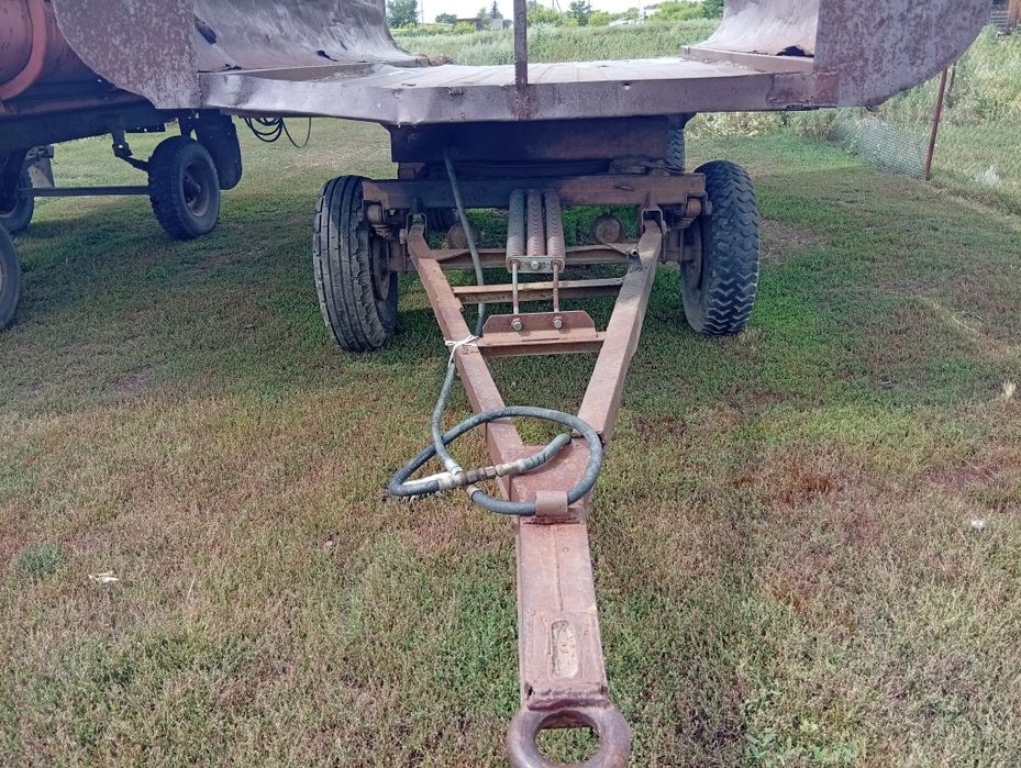 Прицеп  тракторный 2птс4