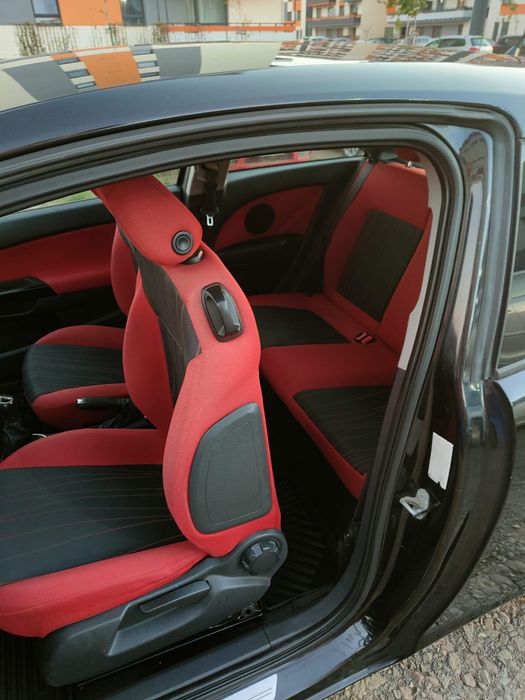 Opel corsa D  1.3 cdti