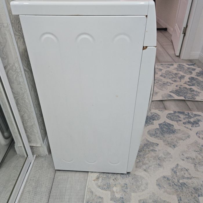 Продаю стиральную машину