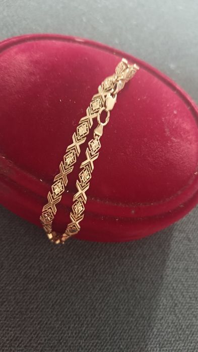 Продаю золотые украшения