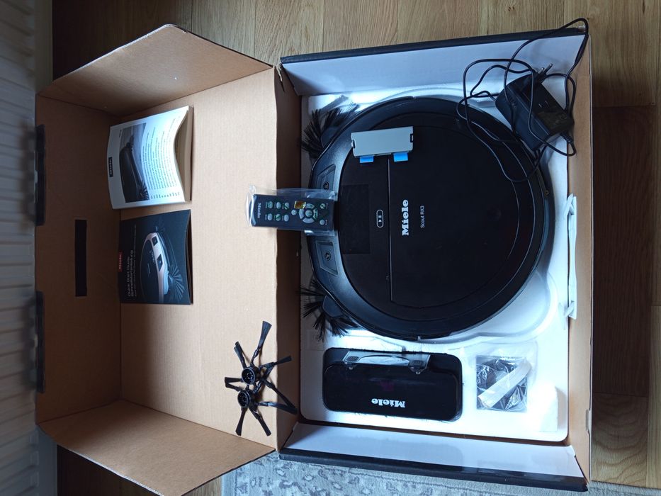 Робот Miele scout rx3