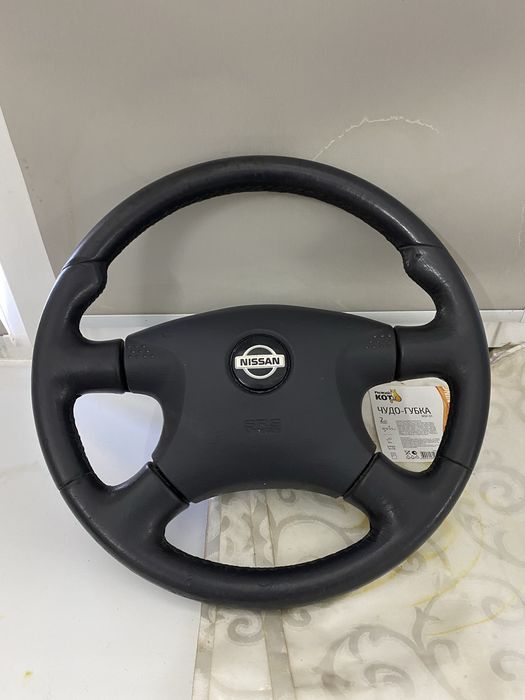 руль nissan