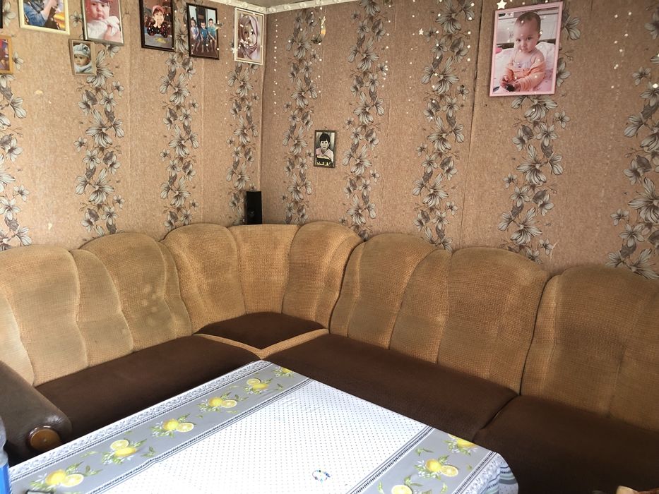 Продам диван четверка, размер 3.5