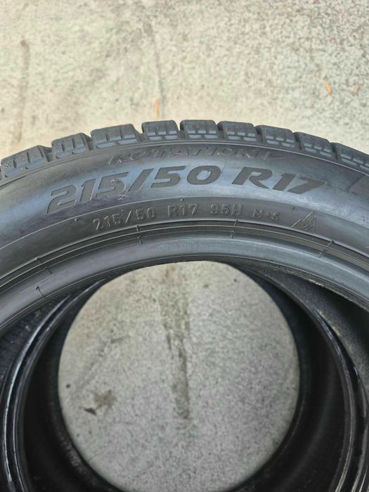 215/50R17 Пара шин Pirelli