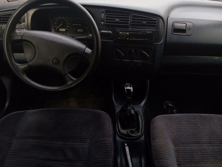 Volkswagen golf 1992 yil