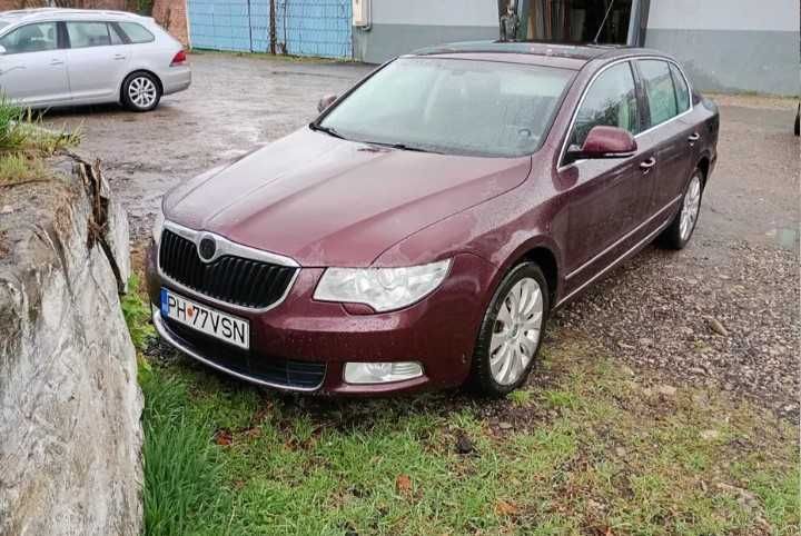 SKODA SUPERB 1.8 Benzină.Propietar