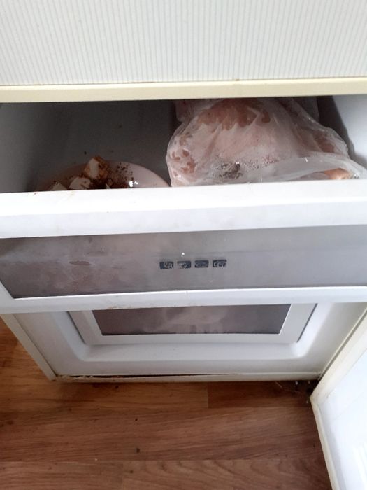 Продам холодильник