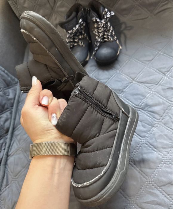 Lot ghete mărimea 24