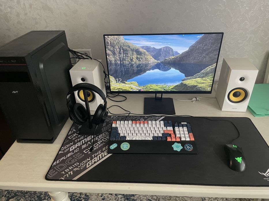 Продается мощный игровой ПК в комплекте!