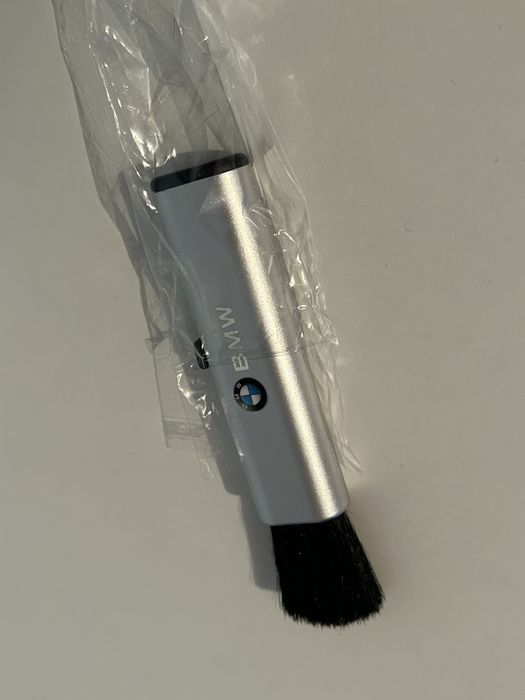 Vand perie de curarat  retractabila auto