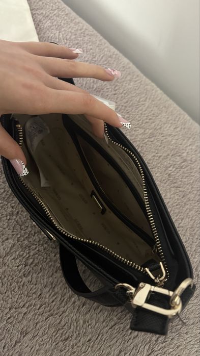 Geanta Guess Noelle Shoulder Bag- Noua cu eticheta