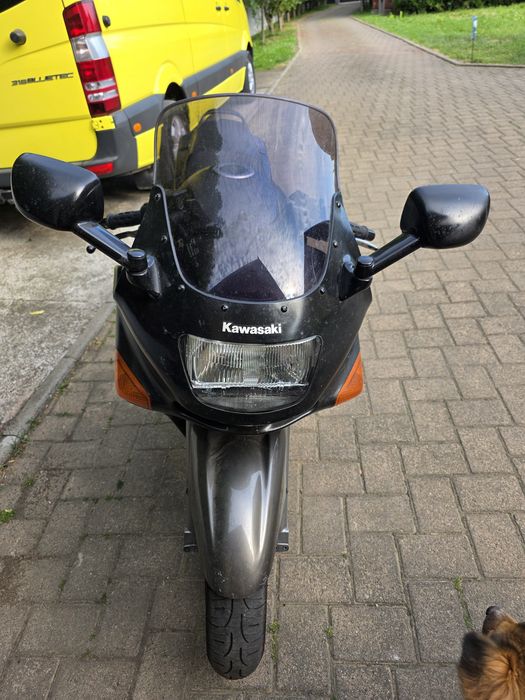 Kawasaki zzr 600