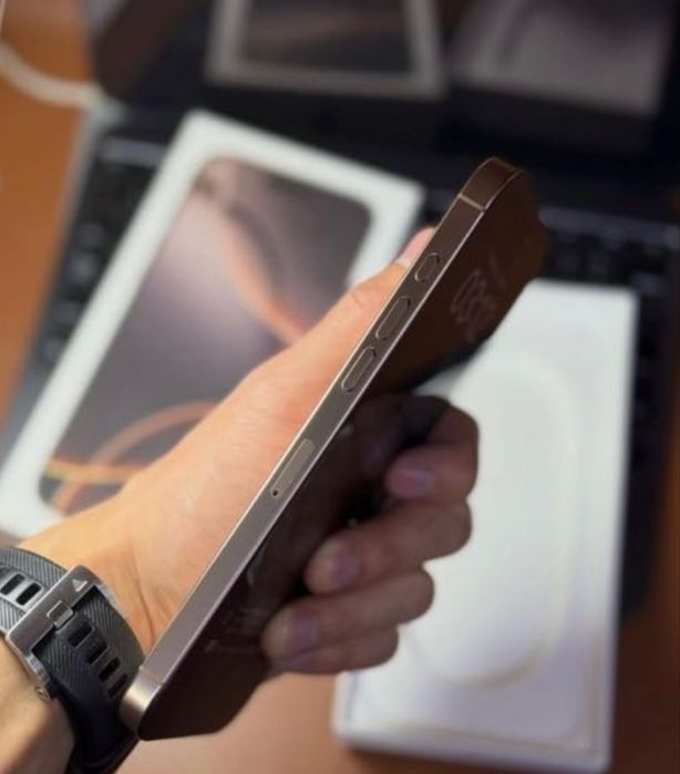 Айфон 16 про макс 256 гб