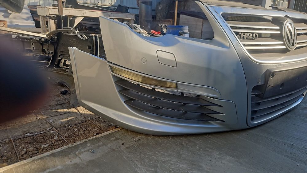 Aripi și bare Passat B6
