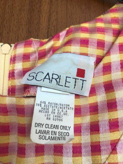 6 броя Дамски рокли