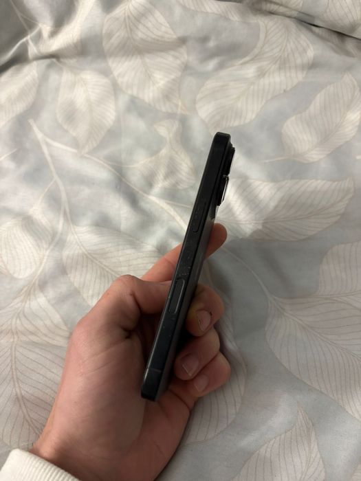 Iphone 16 PRO Baterie 100%