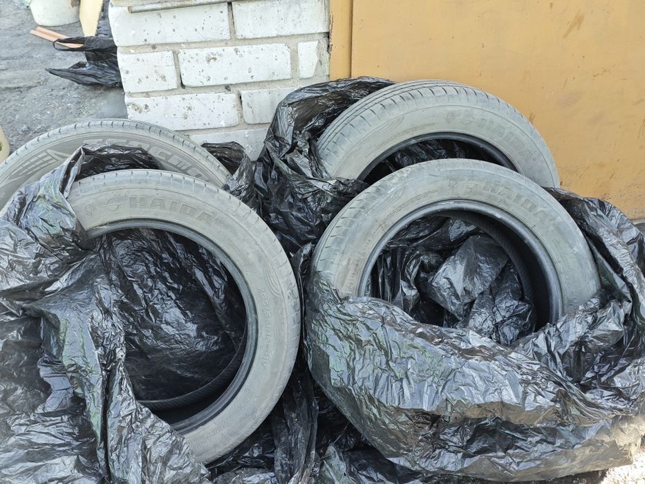 Летние резины в хорошем состояние