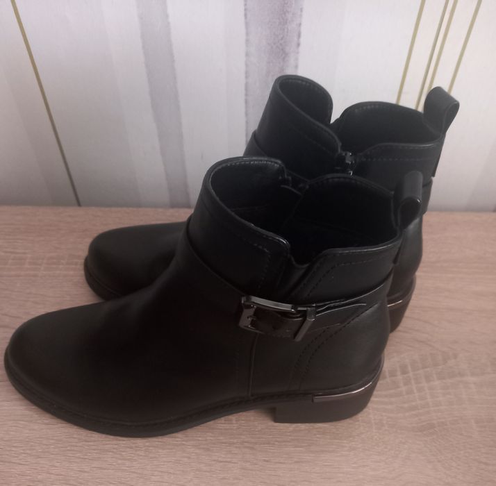 Дамско боти и ботуши