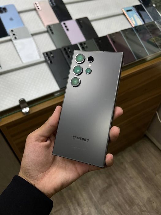 Samsung galaxy s24 ultra 12/256gb ideal 10/10
12/256GB