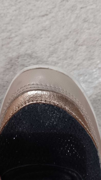 Дамски маратонки