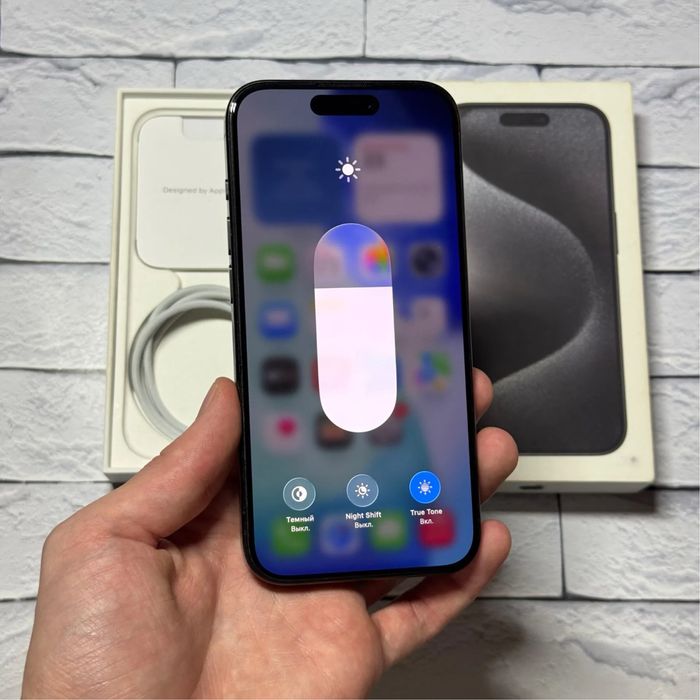 iphone 15 pro в идеальном состояний
